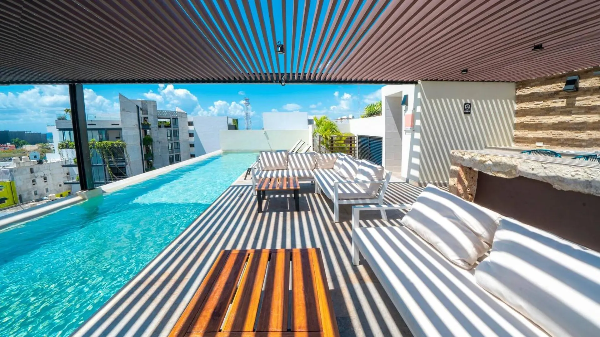 Rooftop With Ocean Views - 2 Bedrooms With Pool - At Arenis Condos 309 Playa del Carmen Apartment